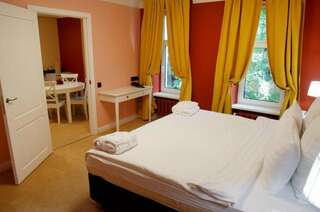 Гостиница Barin Residence Centre Москва Люкс с кроватью размера «king-size»-10